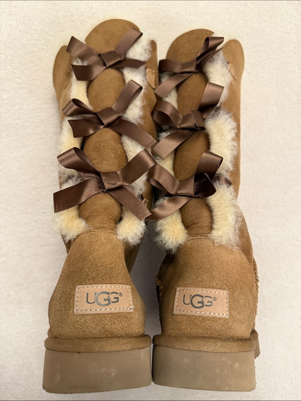 UGG Bailey Bow Tall II Sheepskin Boot size 9